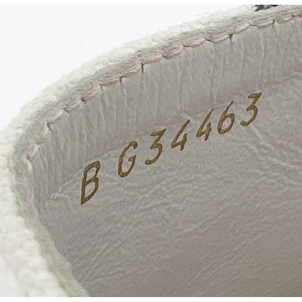 CHANEL La Pausa Ecru Star Print Canvas Cap Toe CC Logo Espadrilles Size … - Picture 15 of 16